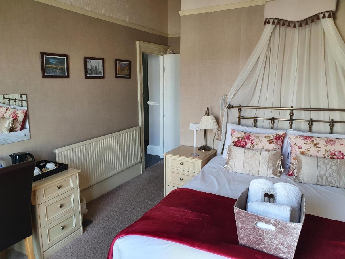 The Braemar Southport Bed and Breakfast Exteriör bild